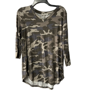 Women’s Zenana Camo pattern long sleeve shirt size S rayon comfy cozy‎